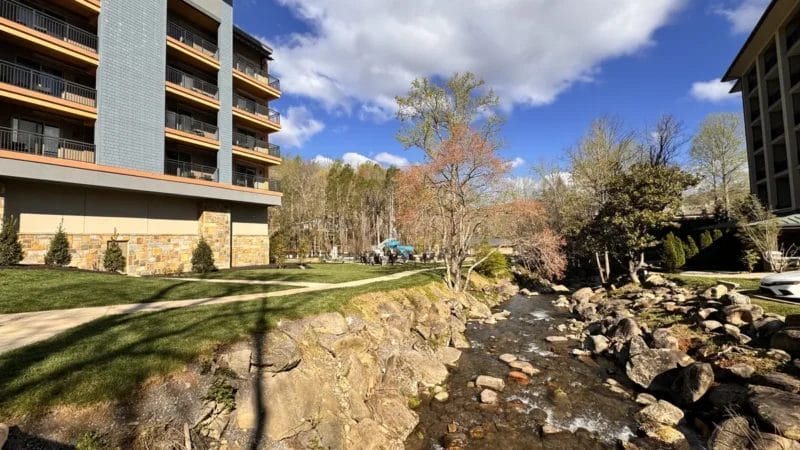 embassy suites gatliburg